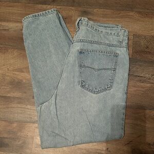 Classic Women’s Avenue Blue Jeans